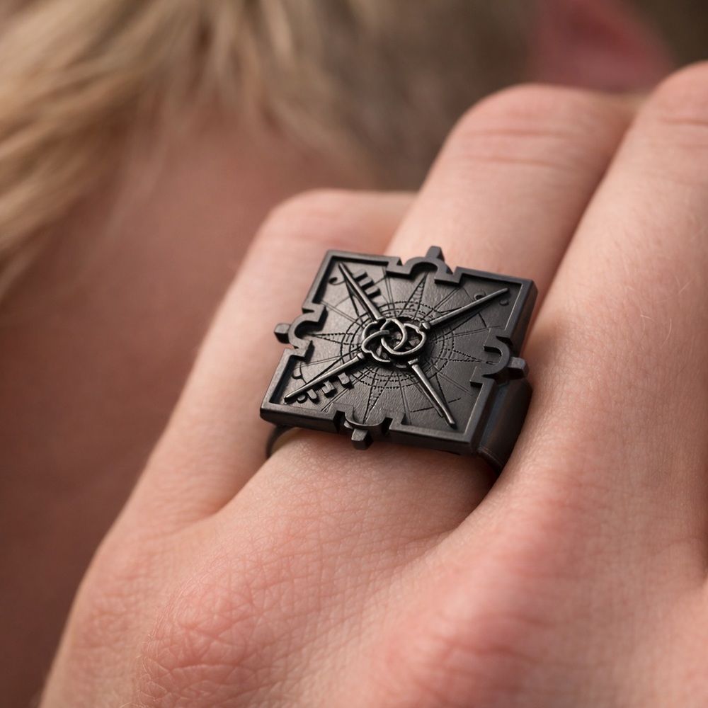 Imperial Signet ring worn by Emily Kaldwin during Dishonored II